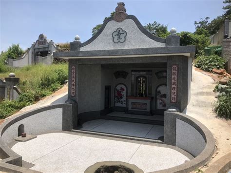 台灣墓園 床頭 衣櫃